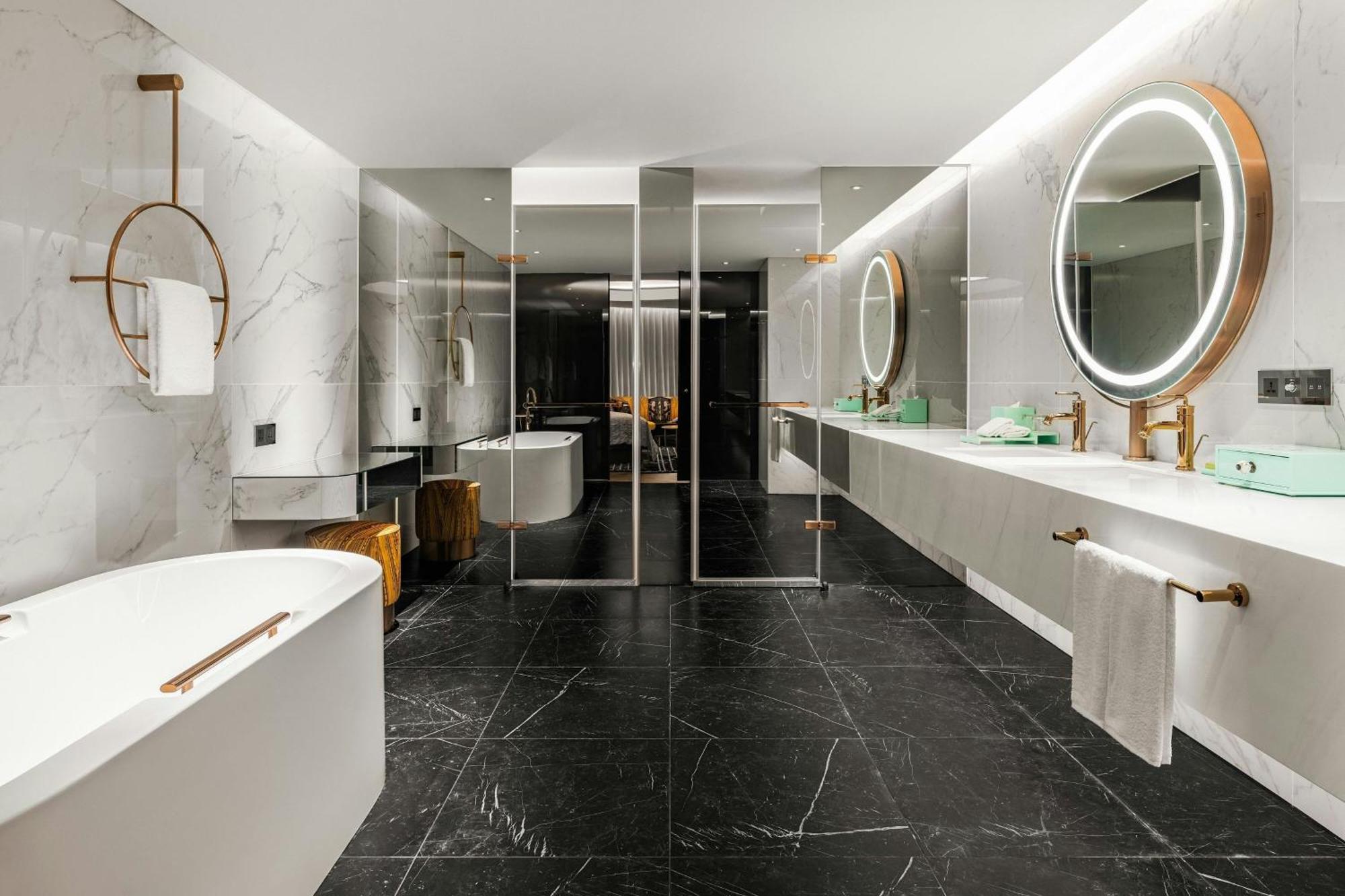 Le Meridien Taichung Exterior photo Bathroom
