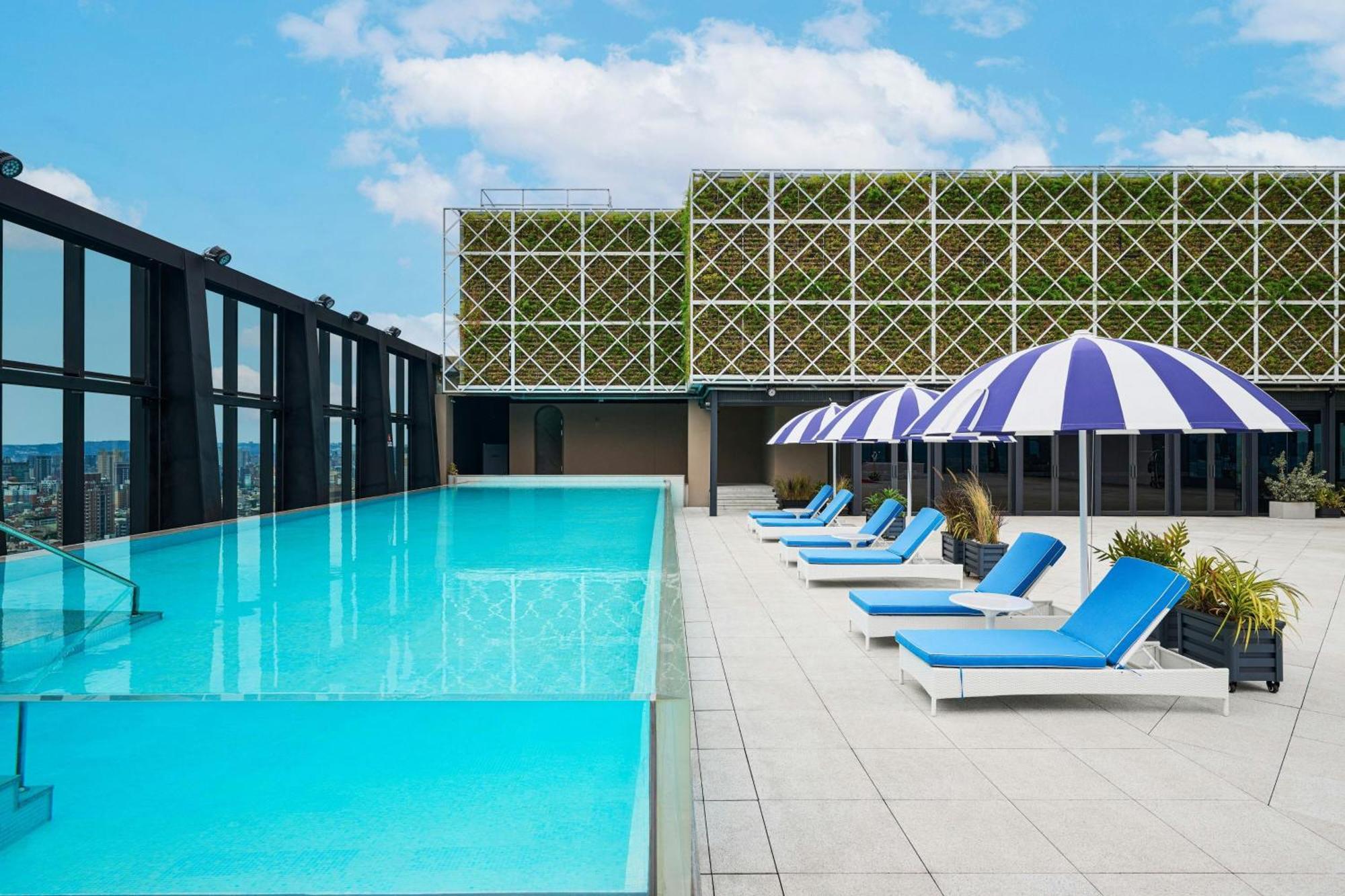 Le Meridien Taichung Exterior photo Rooftop pool at The Standard East Village